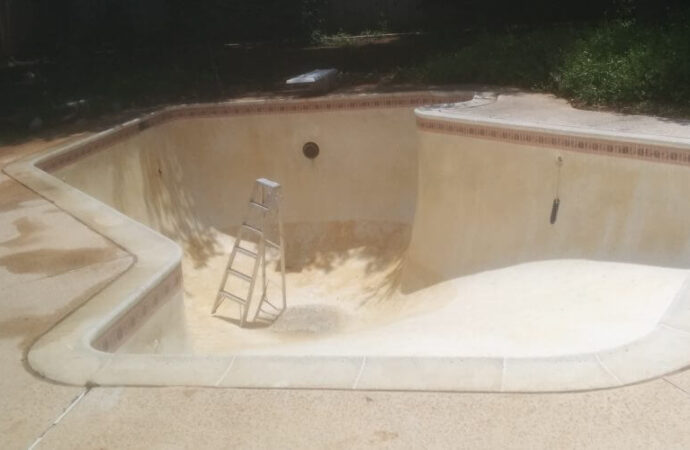 Pool Acid Wash, SoFlo Pool Decks and Pavers of Boca Raton